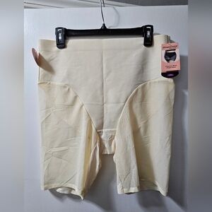 NWT Essentials Ivory Shapewear Shorts. 2XL